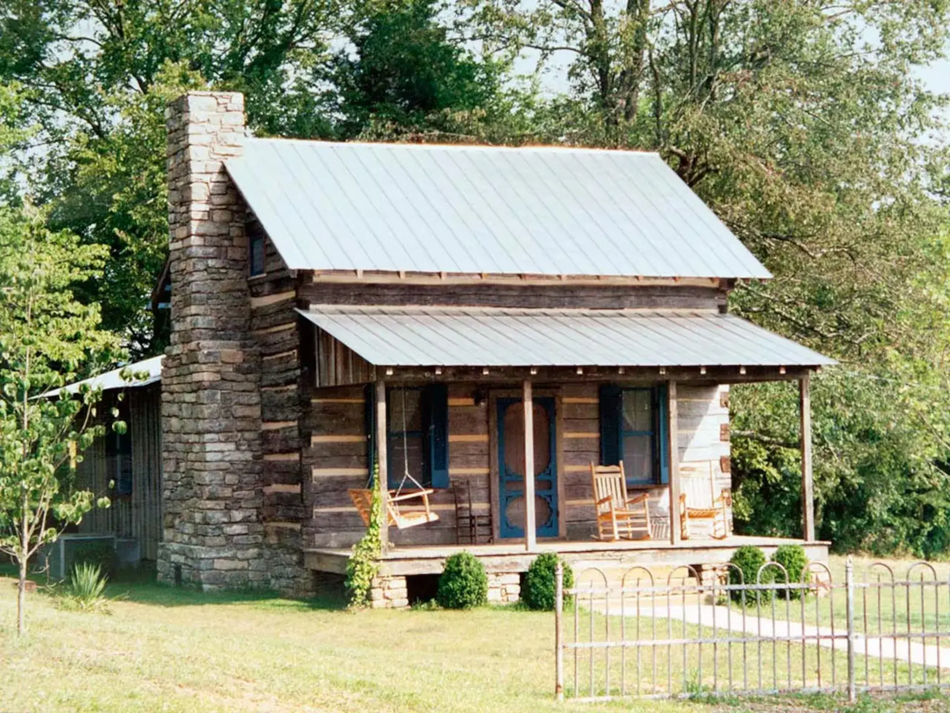 Clock Creek Cabin in Marshall County