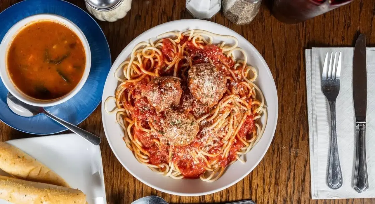 Mama Mia's Italian Restaurant in Lewisburg, Tennessee